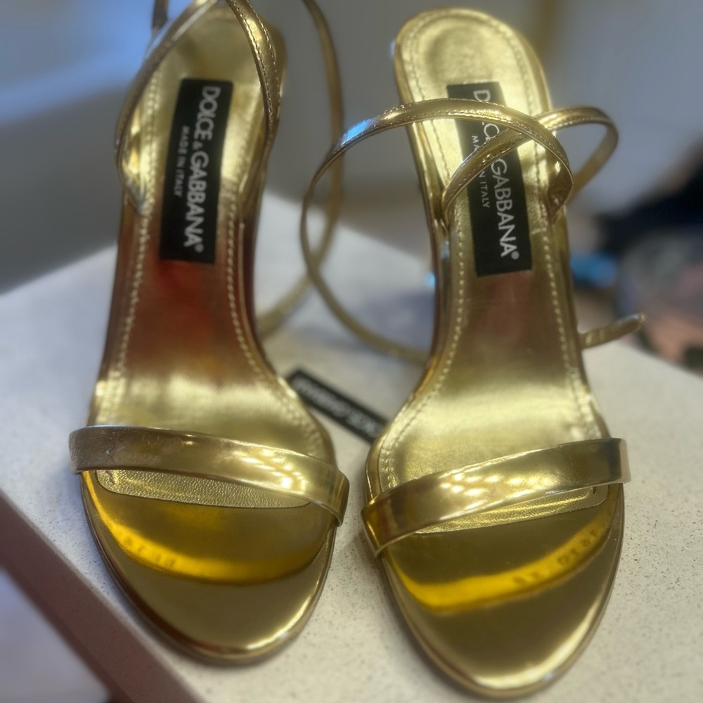 Dolce & Gabbana Metallic Gold Heels